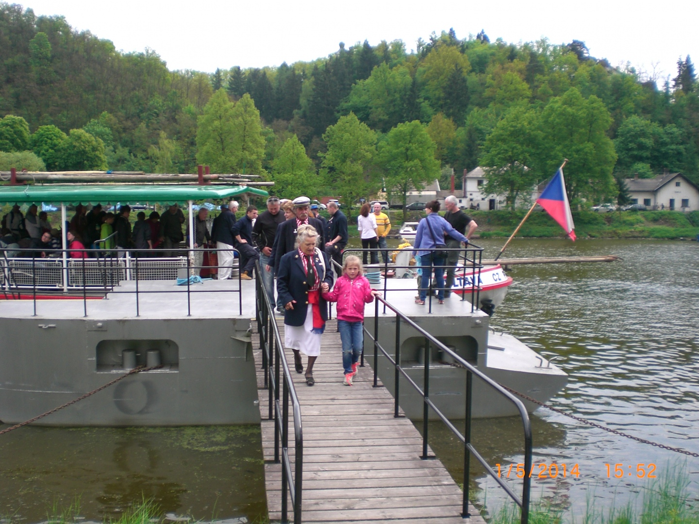 Vltavani na parníku 01.05.2014 foto 108